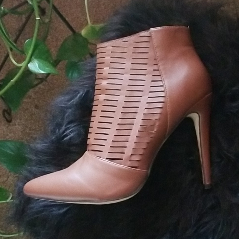 👜Brown Booties - Picture 3 of 8